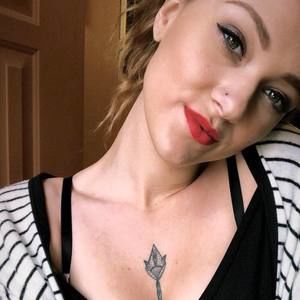 Meet your Posher, Lexie